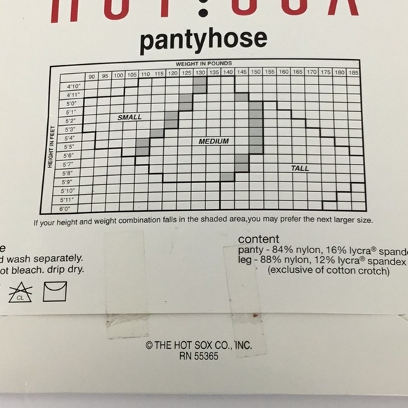 Vintage Hot Sox Sheer Control Top Beige Pantyhose - Picture 3 of 4